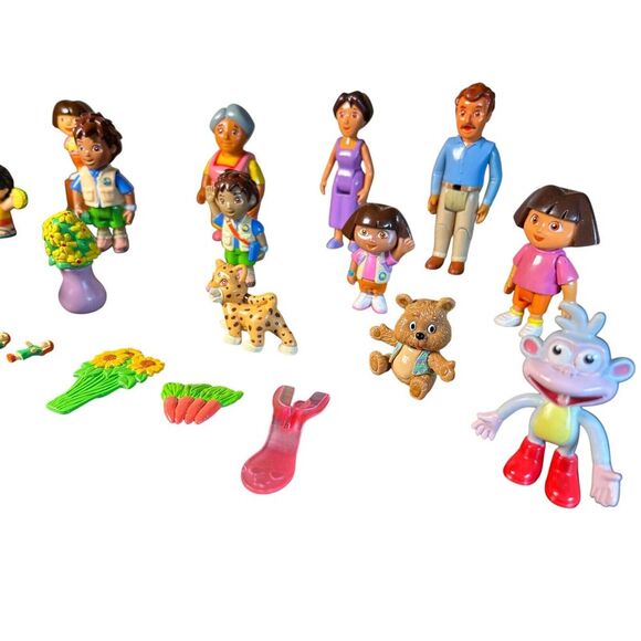 DORA THE EXPLORER FAMILY LOT Of 12 With Animals And Extras - Picture 7 of 7